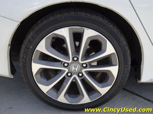 Used 2013 Honda Accord Sport image 32