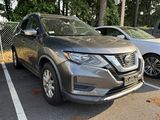 Used 2020 Nissan Rogue SV image 4