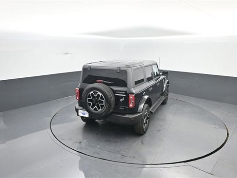 New 2026 Ford Bronco Outer Banks image 25