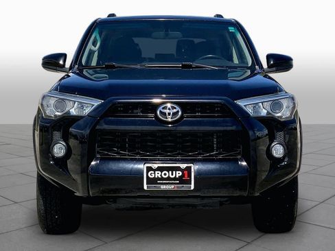 Used 2019 Toyota 4Runner SR5 RWD image 4