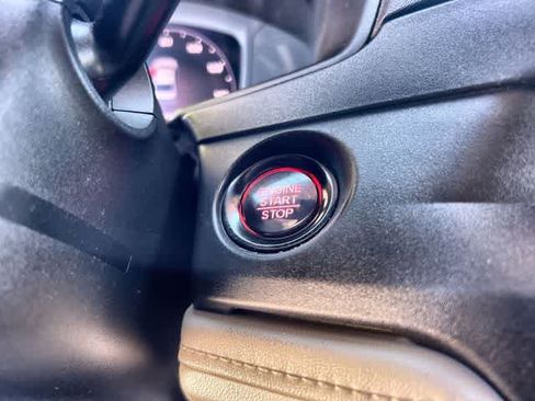 Used 2023 Honda Accord EX image 28