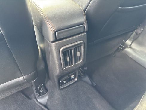 Used 2019 Jeep Compass Limited image 6