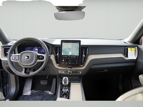 New 2026 Volvo XC60 B5 Plus w/ Protection Package Premier image 20