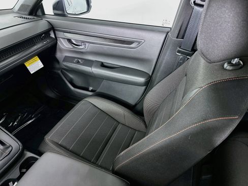 Used 2025 Honda CR-V Sport image 23
