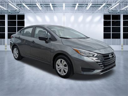 New 2025 Nissan Versa S w/ Trunk Package