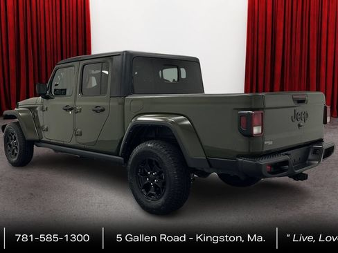 Used 2022 Jeep Gladiator Sport AWD/4WD image 7