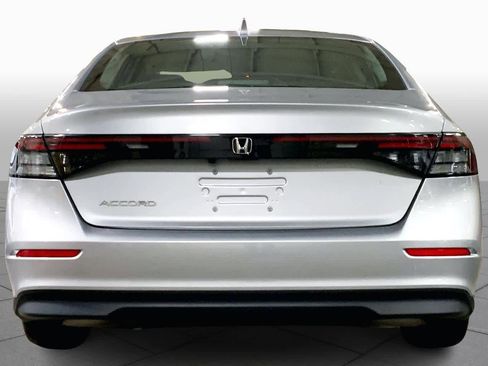 Used 2024 Honda Accord LX image 5