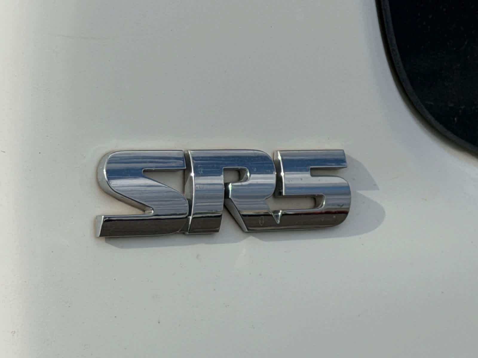 Used 2016 Toyota Tacoma SR5 w/ Towing Package AWD/4WD image 7