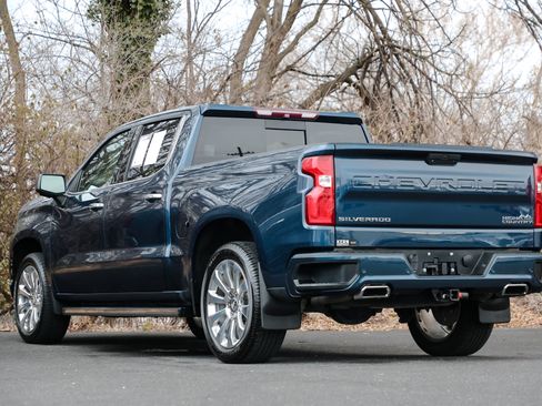 Used 2019 Chevrolet Silverado 1500 High Country w/ Technology Package image 9