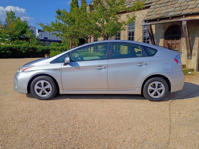 Used 2012 Toyota Prius Two FWD image 6