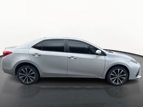 Used 2018 Toyota Corolla XSE w/ Carpet Mat Package (TMS) FWD image 2