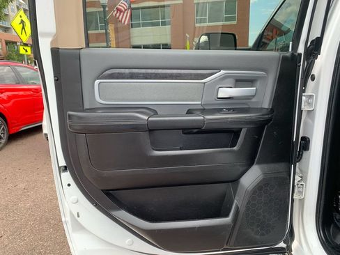 Used 2019 RAM 2500 Big Horn AWD/4WD image 15