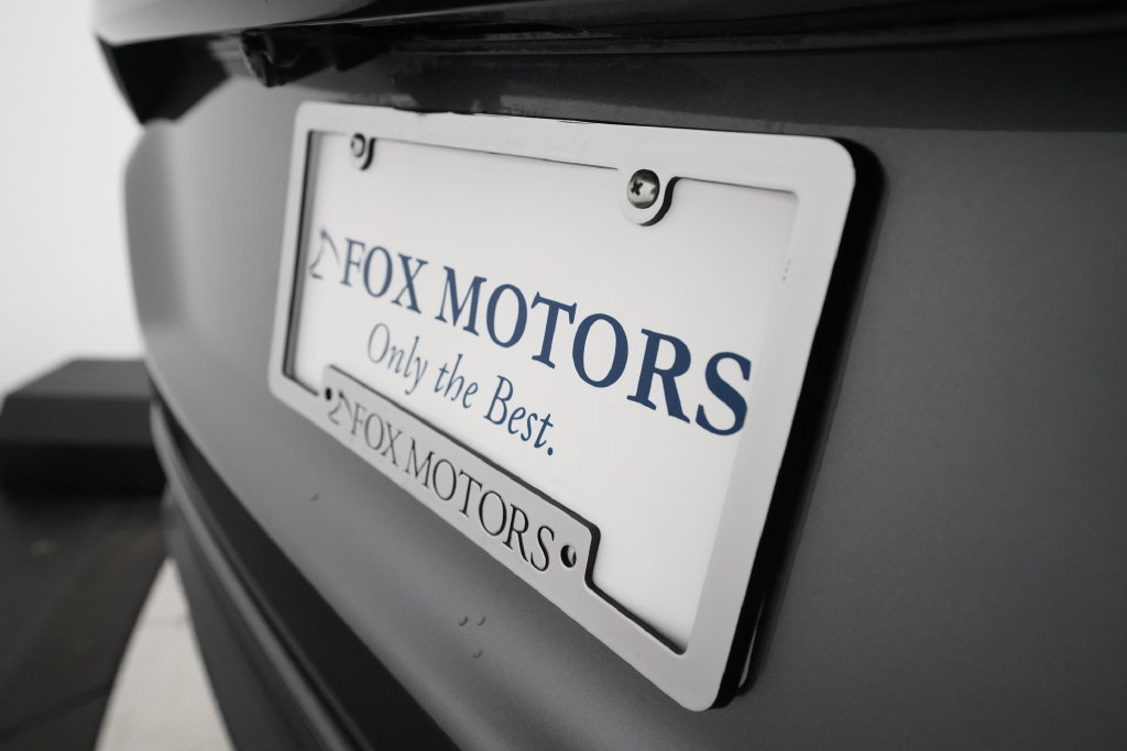 Certified 2025 Honda Pilot Black Edition image 38