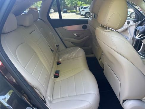 Used 2022 Mercedes-Benz GLC 300 image 15