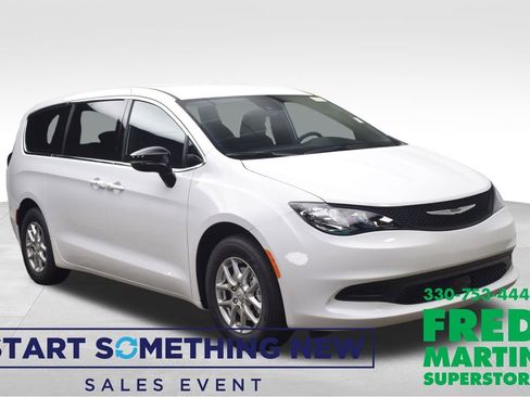 New 2026 Chrysler Voyager LX image 1