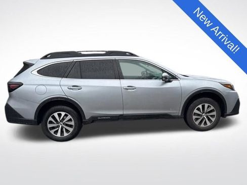 Used 2021 Subaru Outback Premium w/ Popular Package #1 image 8