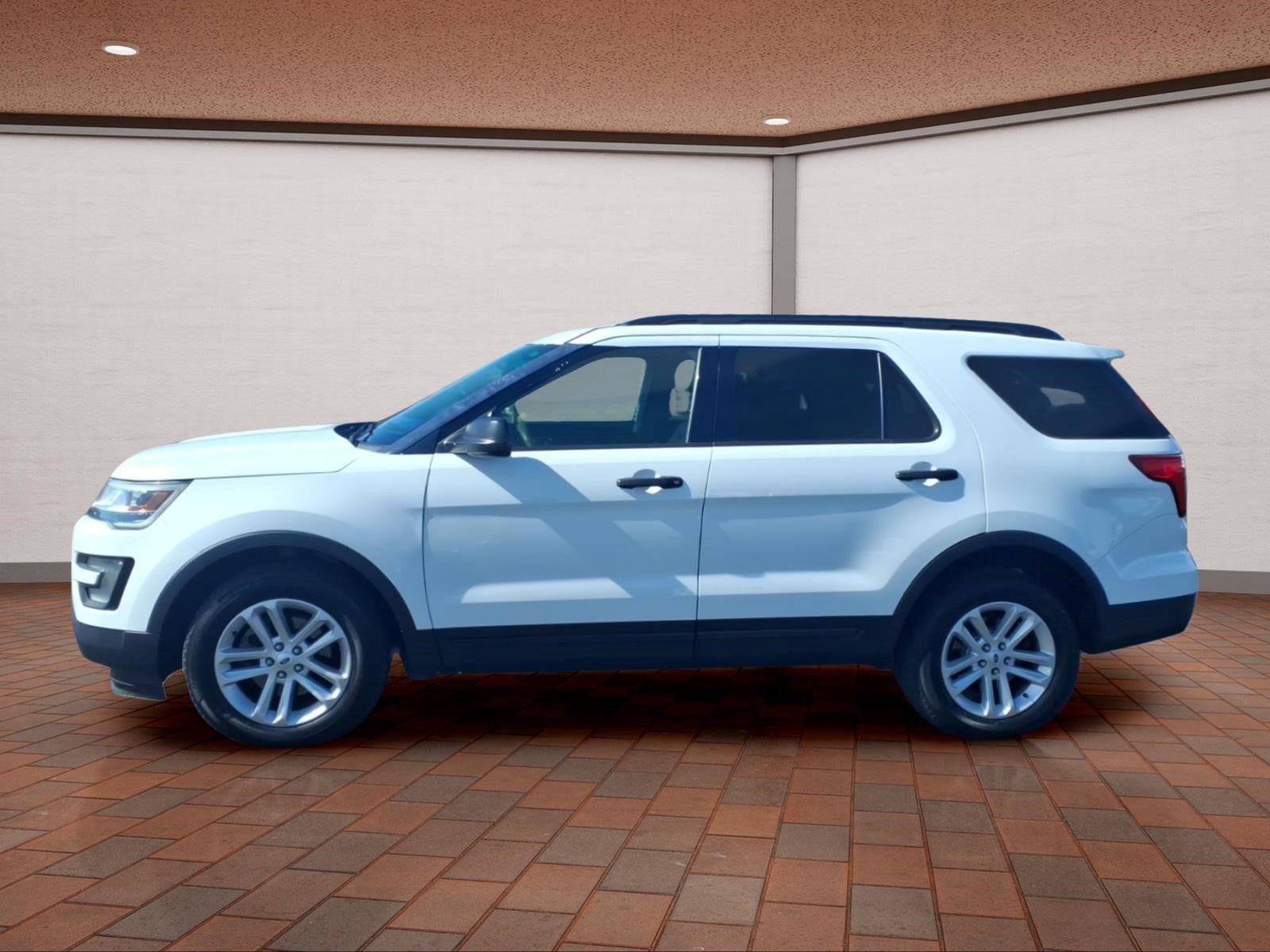 Used 2016 Ford Explorer 4WD image 5