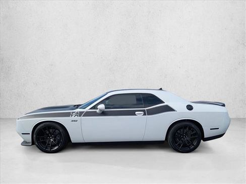 Used 2022 Dodge Challenger R/T Scat Pack w/ T/A Package image 8