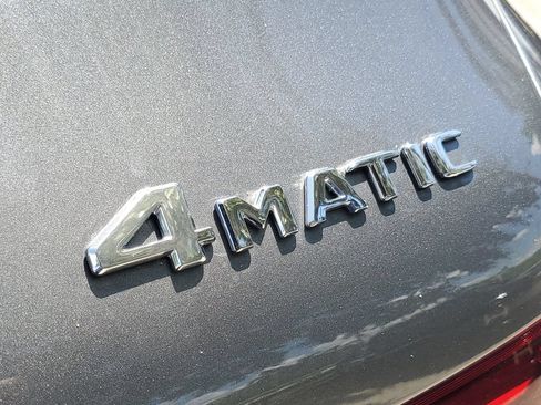 Used 2022 Mercedes-Benz GLC 300 4MATIC image 8