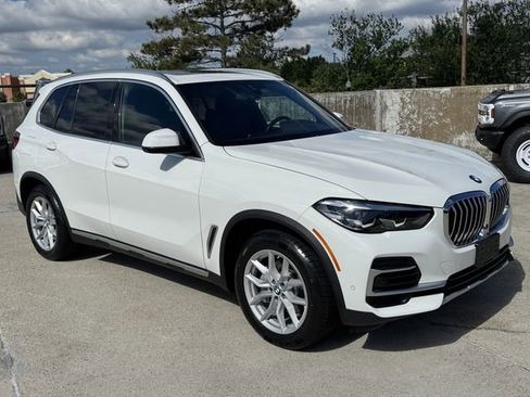 Used 2023 BMW X5 xDrive40i w/ Premium Package AWD/4WD image 6