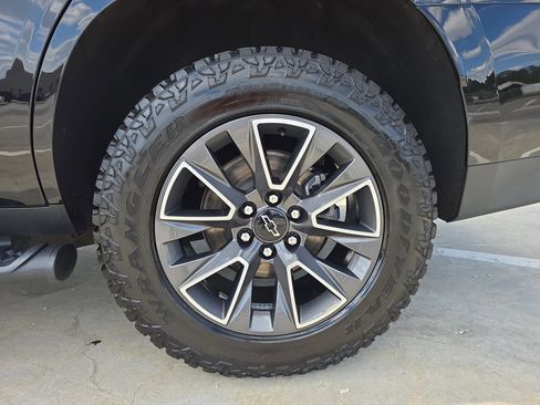 Used 2023 Chevrolet Tahoe Z71 w/ Max Trailering Package AWD/4WD image 34