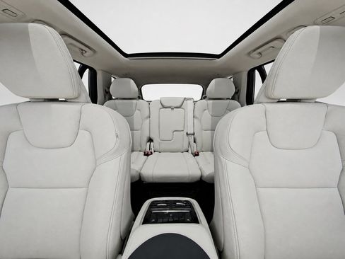 Certified 2023 Volvo XC90 T8 Plus w/ Protection Package AWD/4WD image 15