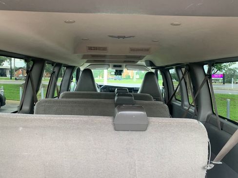 Used 2019 Chevrolet Express 3500 LT w/ LT Preferred Equipment Group RWD image 25