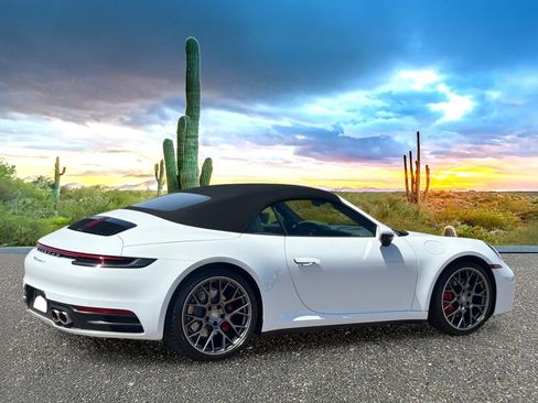 Used 2021 Porsche 911 Carrera S RWD image 5