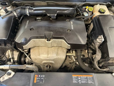 Used 2015 Chevrolet Malibu LT image 26