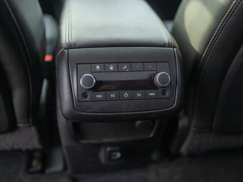 Used 2017 GMC Acadia Limited SLT image 20