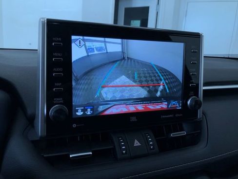 Certified 2022 Toyota RAV4 XLE Premium image 27