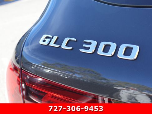 Certified 2022 Mercedes-Benz GLC 300 image 8