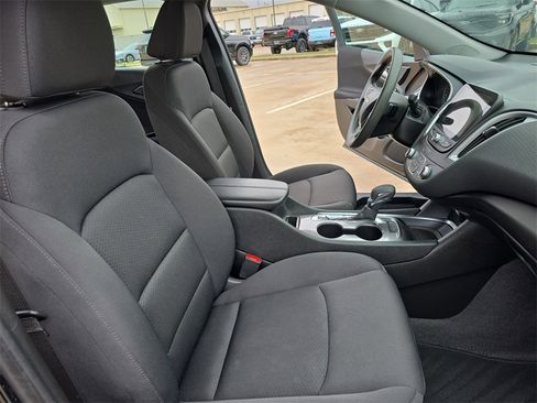 Used 2024 Chevrolet Malibu LT image 10