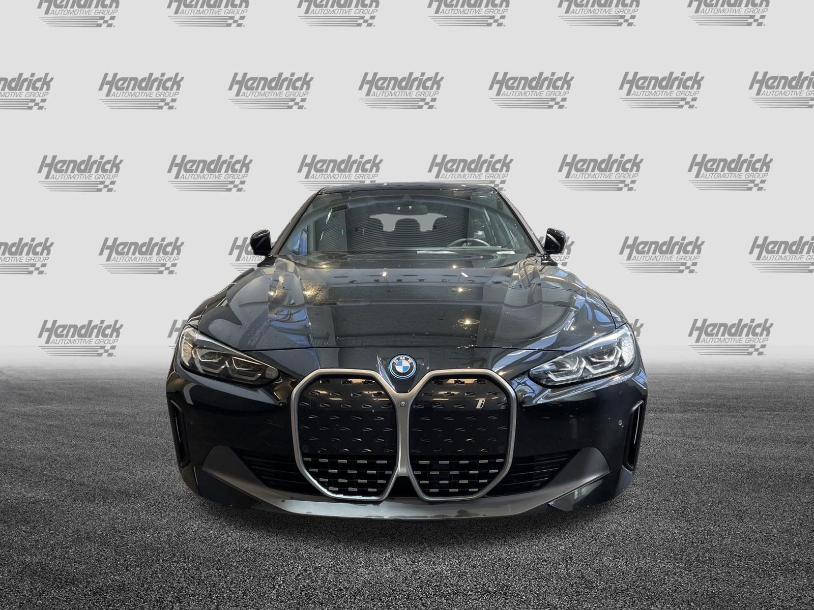 Used 2023 BMW i4 eDrive35 w/ Premium Package RWD image 3