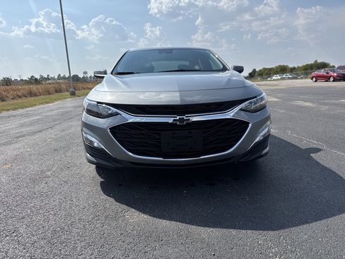 Used 2024 Chevrolet Malibu RS FWD image 8