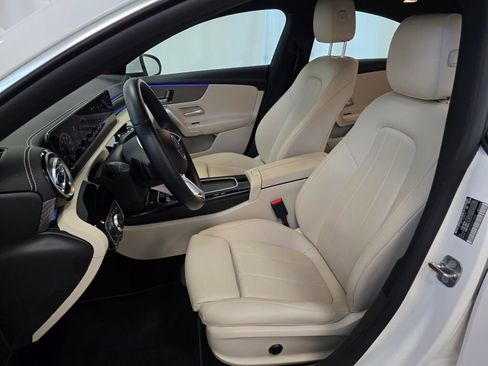 Used 2025 Mercedes-Benz CLA 250 4MATIC image 13
