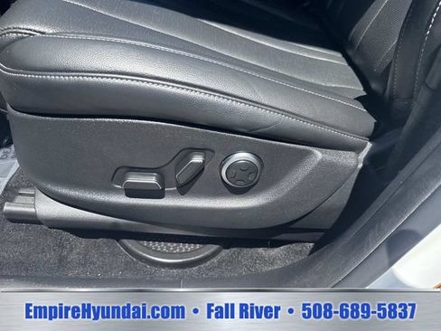 Used 2025 Genesis GV80 2.5T Standard AWD/4WD image 20