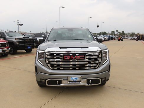 Used 2025 GMC Sierra 1500 Denali w/ Technology Package image 5
