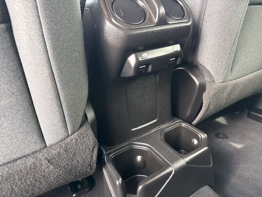 Used 2025 Jeep Wrangler Unlimited Sport AWD/4WD image 31