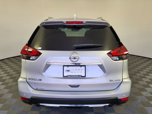 Used 2019 Nissan Rogue SL AWD/4WD image 4