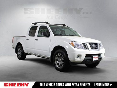 Certified 2021 Nissan Frontier SV image 1