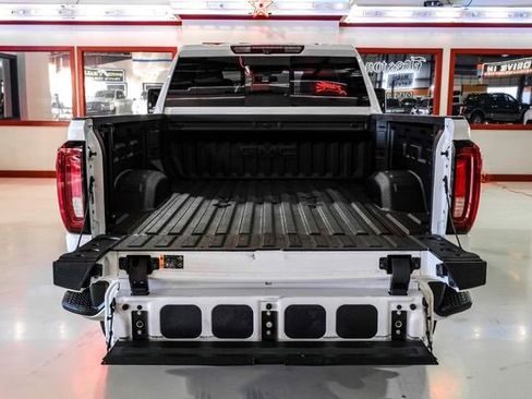 Used 2021 GMC Sierra 2500 SLT w/ SLT Premium Package image 8