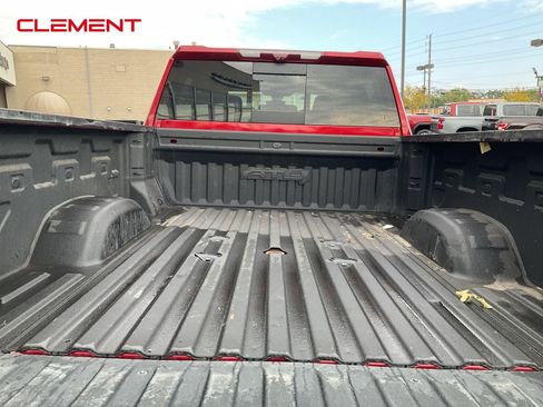 Used 2022 GMC Sierra 2500 AT4 w/ AT4 Premium Plus Package image 6