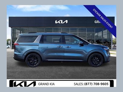 New 2025 Kia Carnival SX Prestige