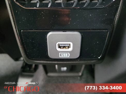 New 2026 Jeep Compass Latitude image 13