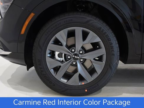 New 2025 Kia Sportage SX Prestige image 6