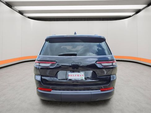 New 2026 Jeep Grand Cherokee L Limited RWD image 5