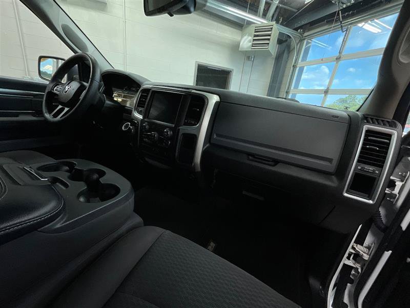 Used 2019 RAM 1500 Warlock w/ Electronics Group AWD/4WD image 28