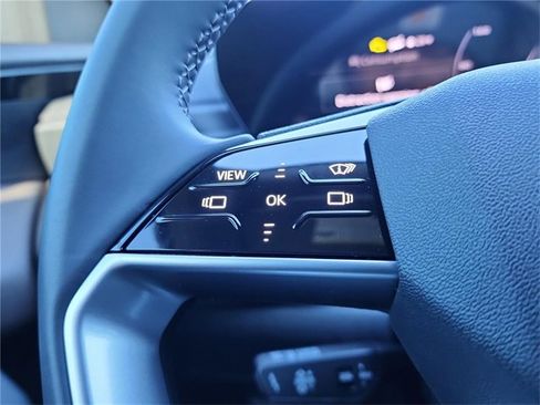 New 2025 Audi Q5 Premium Plus image 16