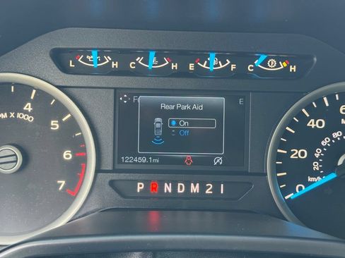 Used 2015 Ford F150 XLT w/ Equipment Group 302A Luxury RWD image 22
